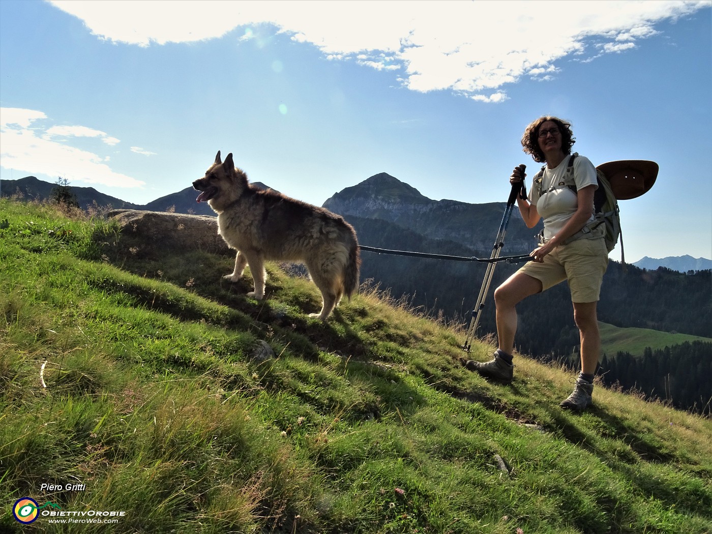 22 Il Monte Cavallo ci accompagna....JPG